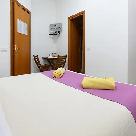 Glicine Sperlongaresort Guest house